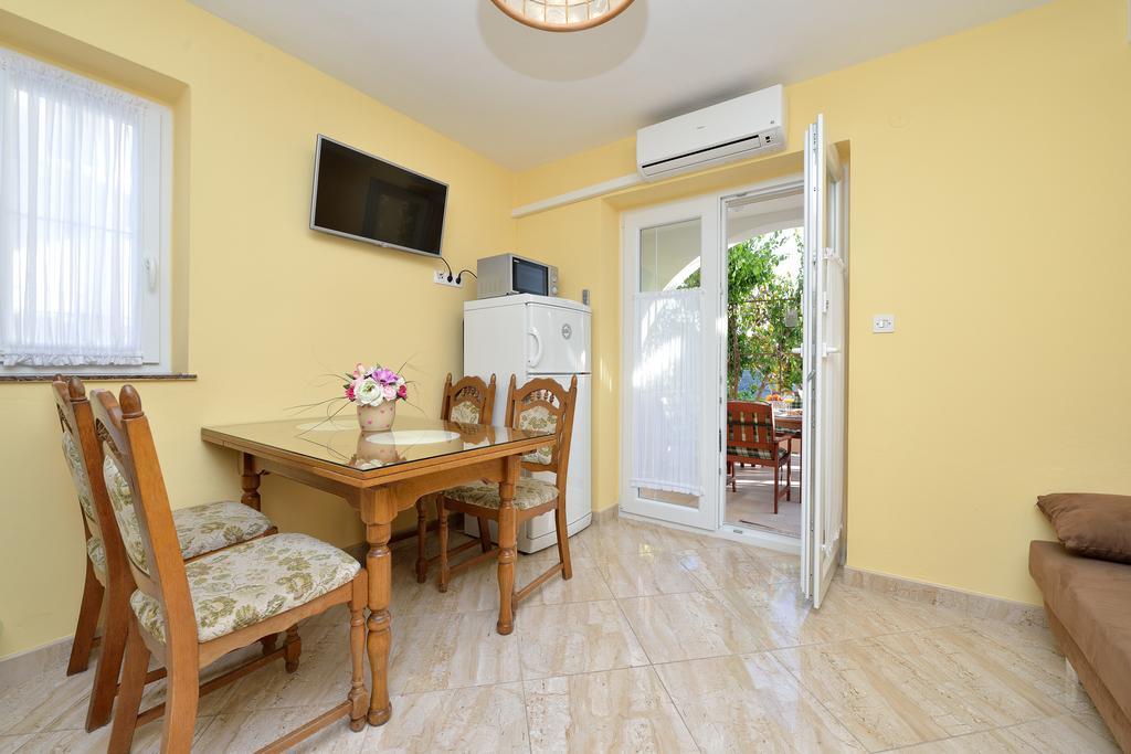 Villa Zdenka Pakoštane Kültér fotó
