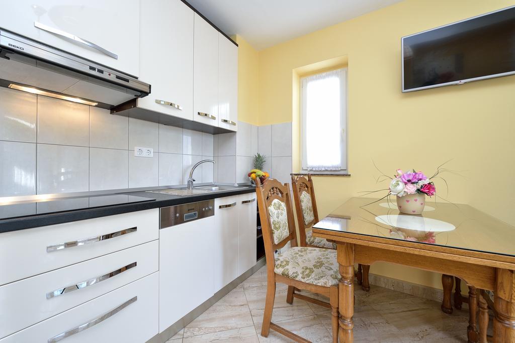Villa Zdenka Pakoštane Kültér fotó