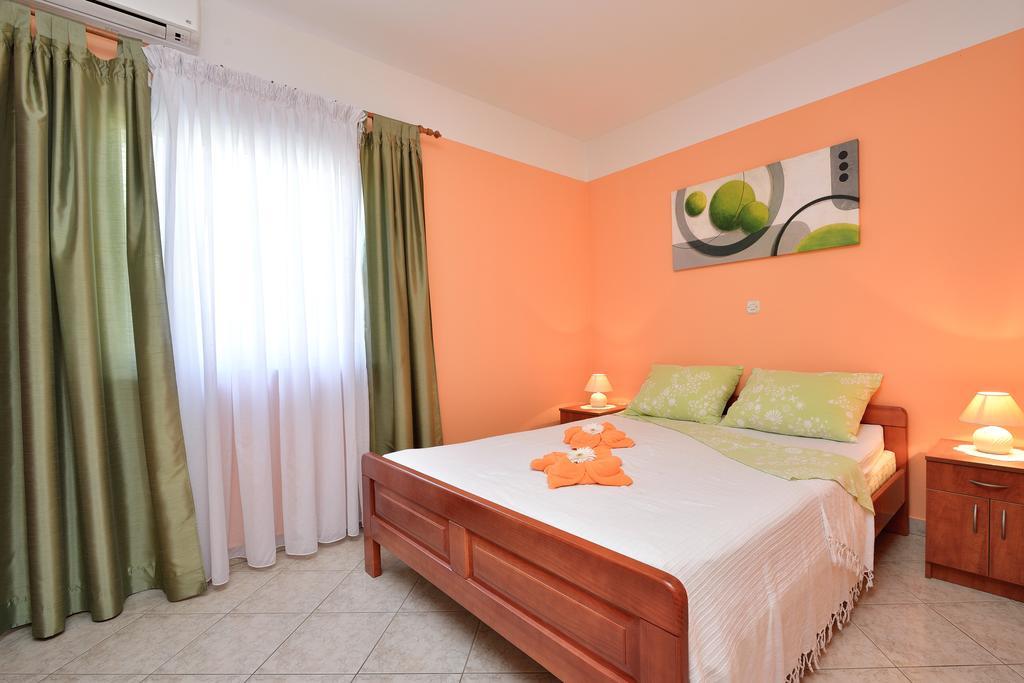 Villa Zdenka Pakoštane Kültér fotó